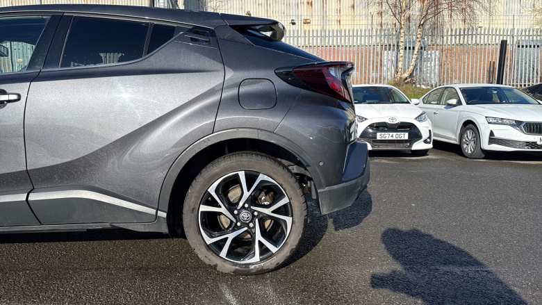 Toyota C-HR 1.8 Hybrid Design 5dr CVT Hybrid Hatchback